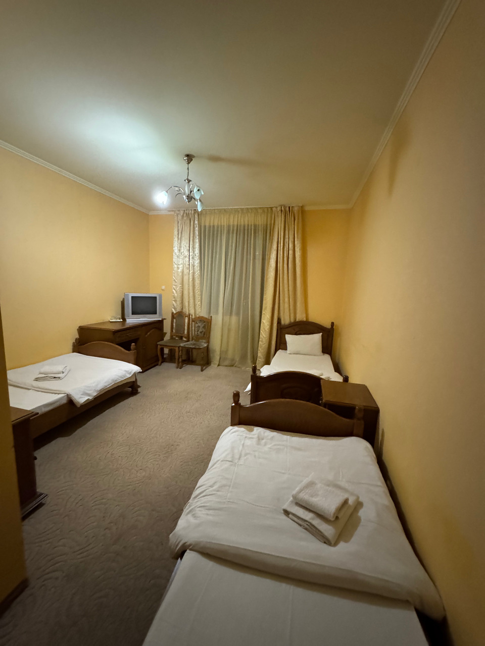 Номер у River Side Hotel